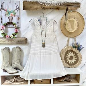 Anthropologie HINGE crochet boho tunic/mini prairie dress w shabby chic vibe